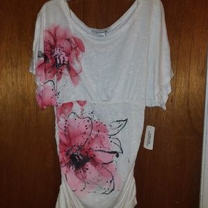 Forever 21 Womens Cream w/pink flower top Sz Large